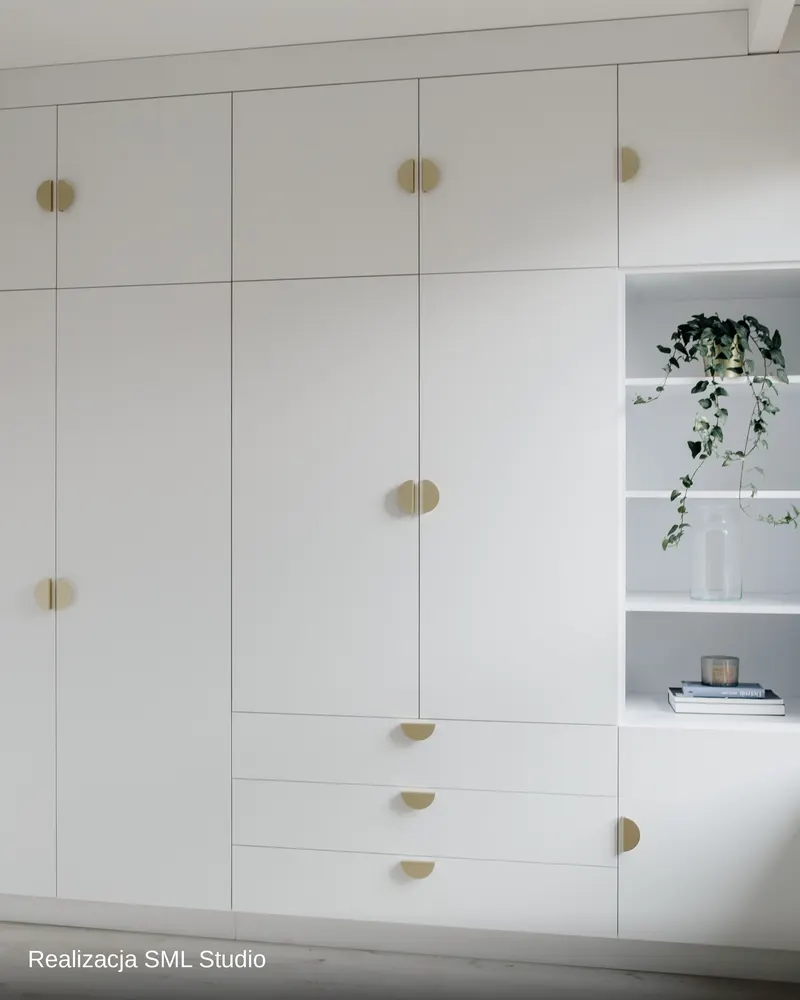 Szafa w sypialni — Realizacja SML Studio